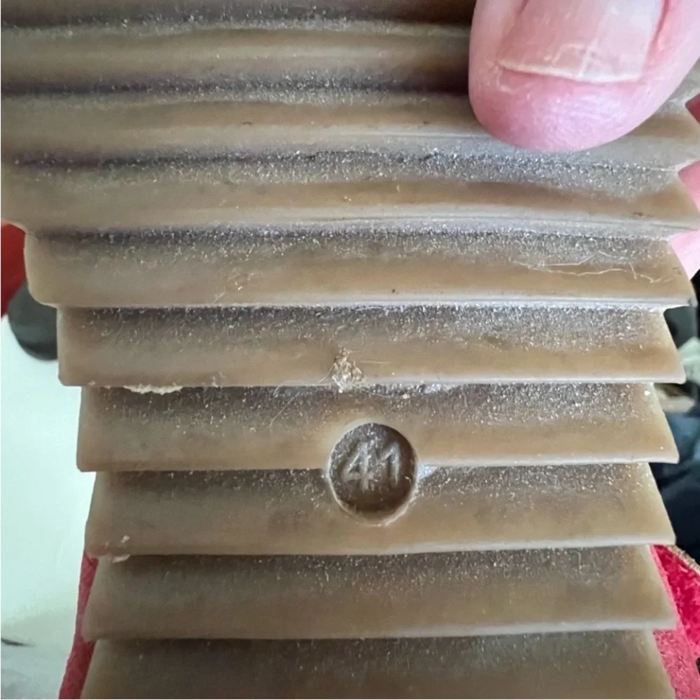 Miz Mooz Rori red suede sandal - Picture 6 of 6